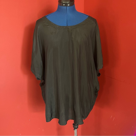 Tommy Bahama Silk Tunic Top - Picture 6 of 12
